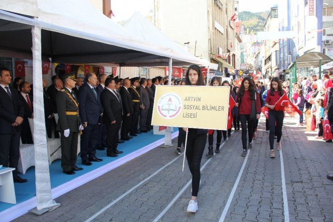 Artvin’de 29 Ekim Cumhuriyet Bayramı Kutlamaları
