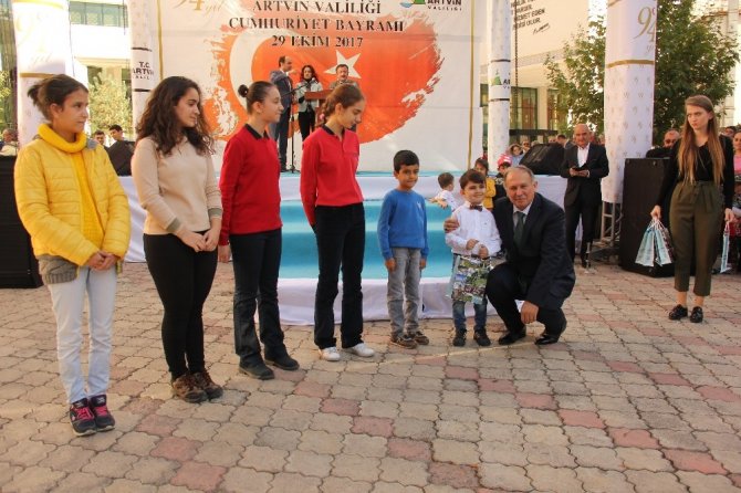 Artvin’de 29 Ekim Cumhuriyet Bayramı Kutlamaları