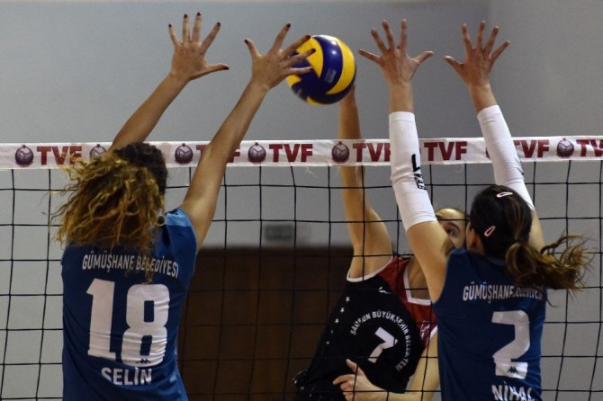 Voleybol Bayanlar 1. Lig: Gümüşhane Bld. Gençlerbirliği: 2 - Samsun Bşb Anakent : 3