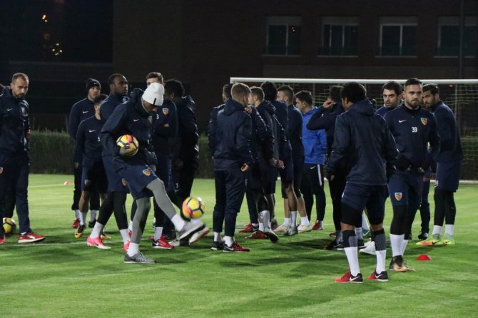 Sumudica: “Fenerbahçe’nin Gerisinde Kalmadık”