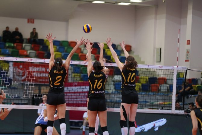Vakıfbank 5’te 5 Yaptı