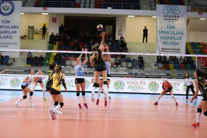 Vakıfbank 5’te 5 Yaptı