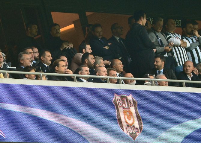 Cumhurbaşkanı Erdoğan Vodafone Park’ta