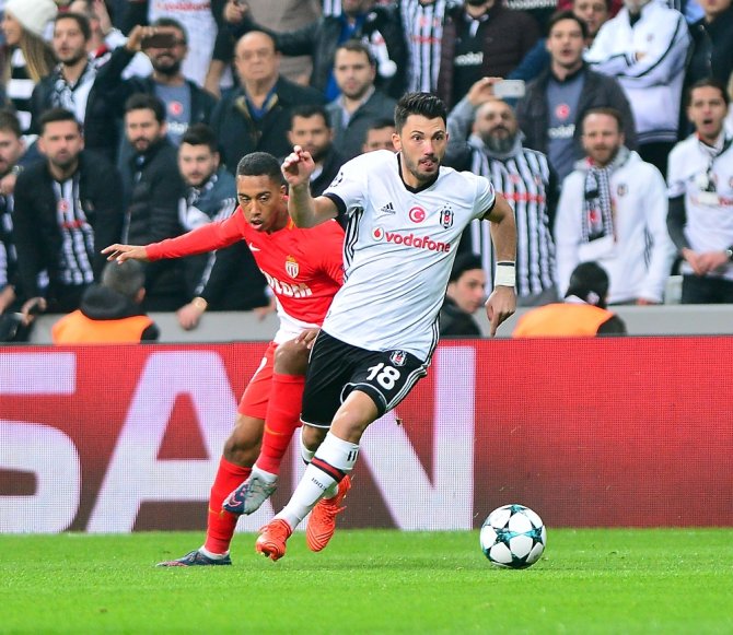 İlk Yarıda Tek Gol Var