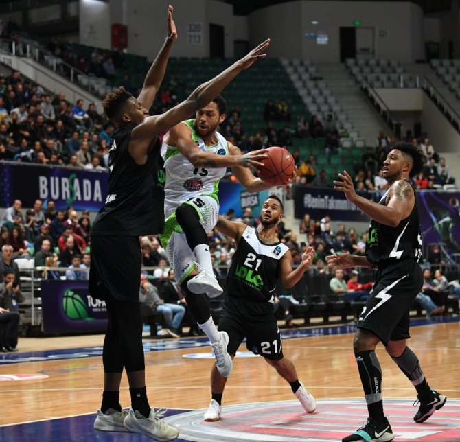 Tofaş Basketbol Takımı, Fransız Ekibi Yendi