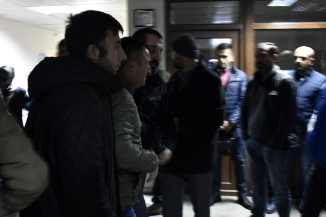 Alkollü Sürücü Yol Kontrolü Yapan Polise Çarptı: 1 Şehit