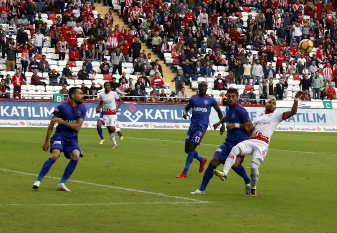 Eto’o Attı, Antalya Kazandı