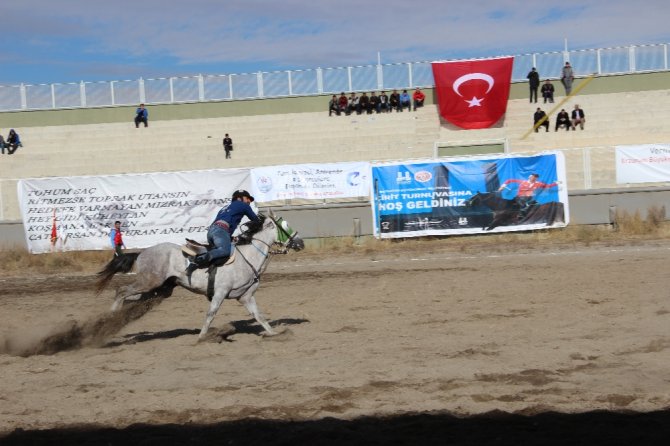 Cirit Turnuvası Büyük Heyecana Sahne Oldu