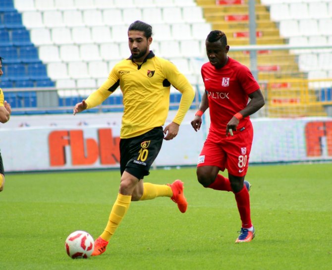 İstanbulspor Farklı Kazandı