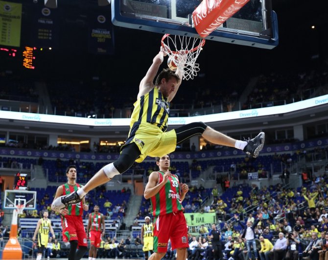Fener Potada Farklı Kazandı