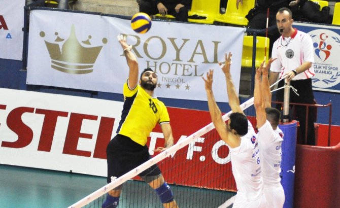 Fenerbahçe Bursa’da Kazandı