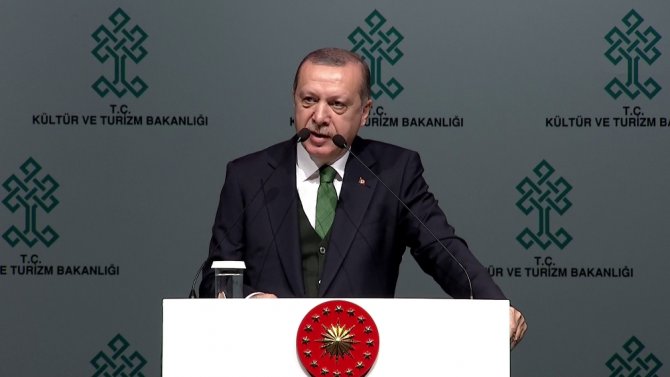 Cumhurbaşkanı Tanıttı: Yeni Akm Büyüledi