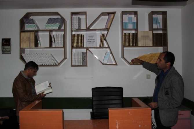 Hastane Duvarları Kitap Açtı