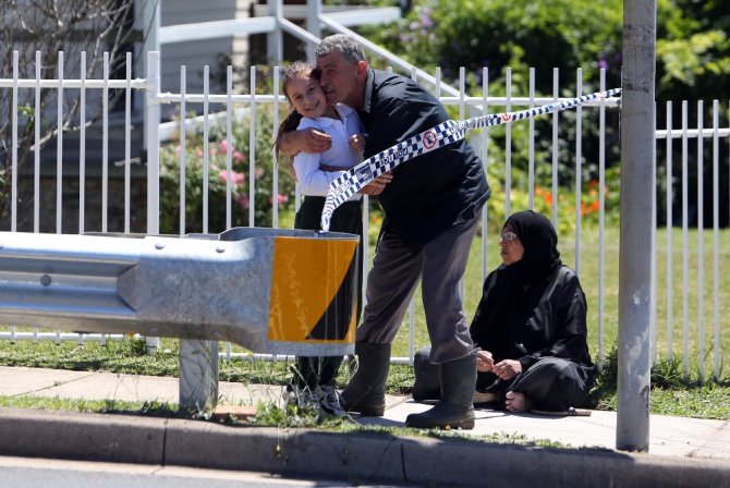 Otomobil Sınıfa Girdi: 2 Ölü, 21 Yaralı