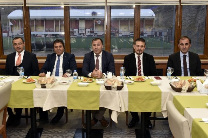 Türkiye Judo Federasyonu Başkanı Sezer Huysuz Gümüşhane’de