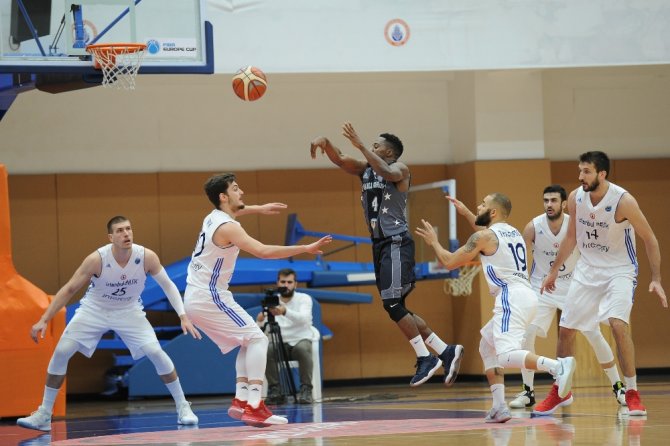 İstanbul Büyükşehir Belediyespor Sahasında Kazandı