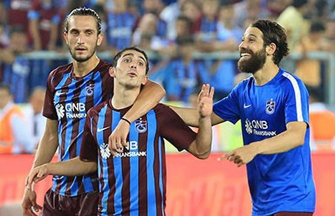 Trabzonspor’un Yusuf Yazıcı Ve Abdulkadir Ömür Planı