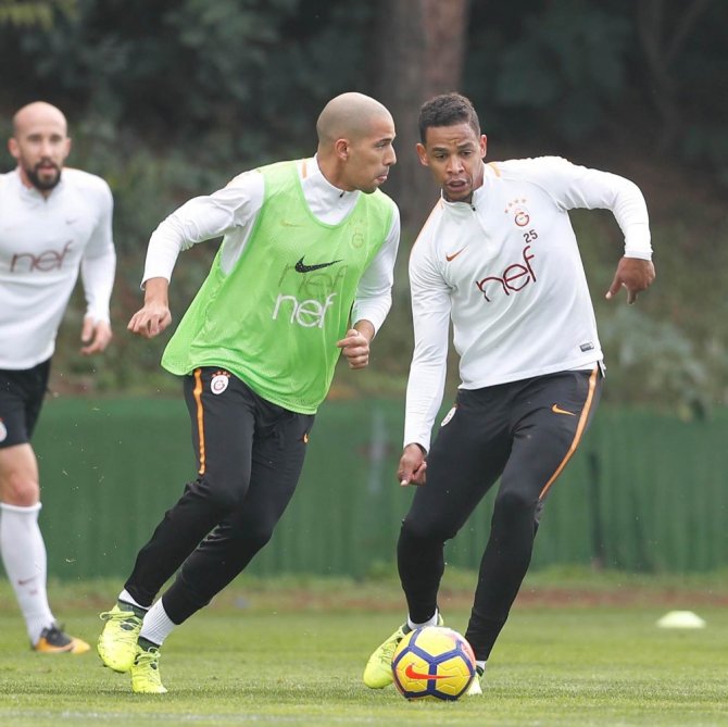 Galatasaray, Medipol Başakşehir Hazırlıklarını Sürdürdü