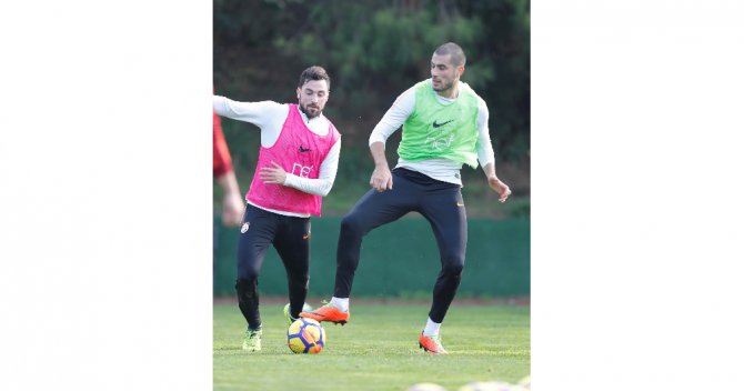 Galatasaray, Medipol Başakşehir Hazırlıklarını Sürdürdü