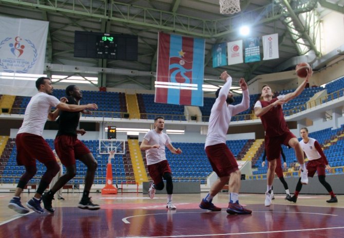 Trabzonspor Basketbol Takımı Hazırlıklarını Sürdürüyor