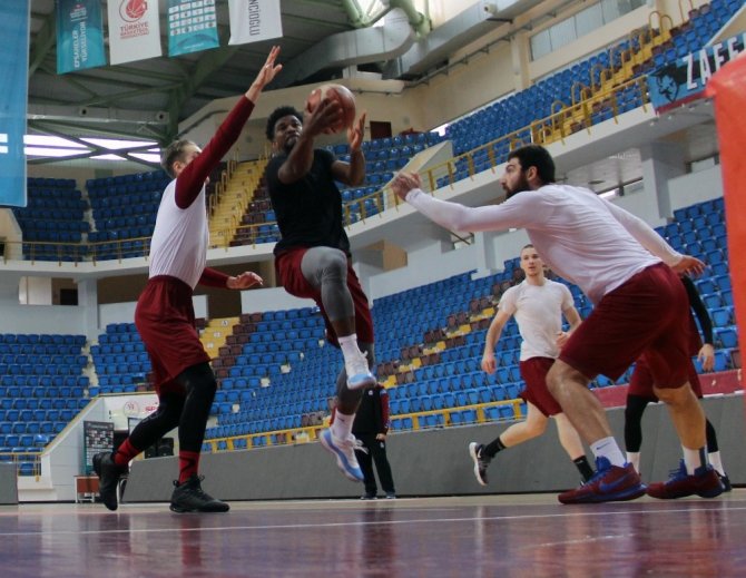 Trabzonspor Basketbol Takımı Hazırlıklarını Sürdürüyor