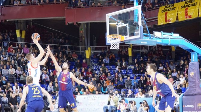Efes İlk Galibiyetini Aldı
