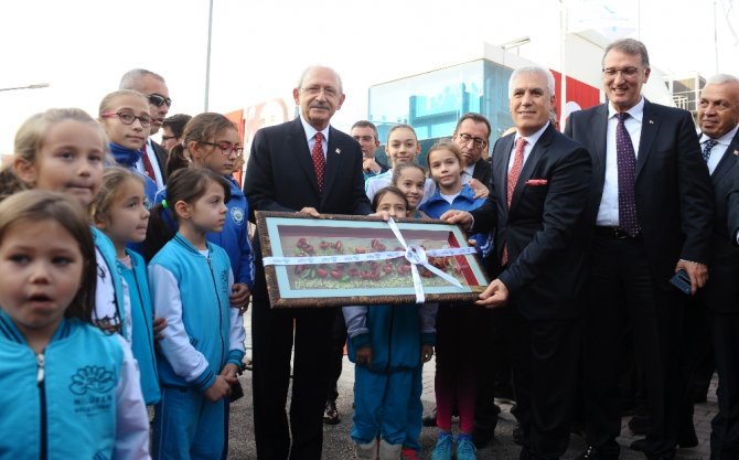 "Atatürk’e Olan İlgi Bizi Mutlu Ediyor"