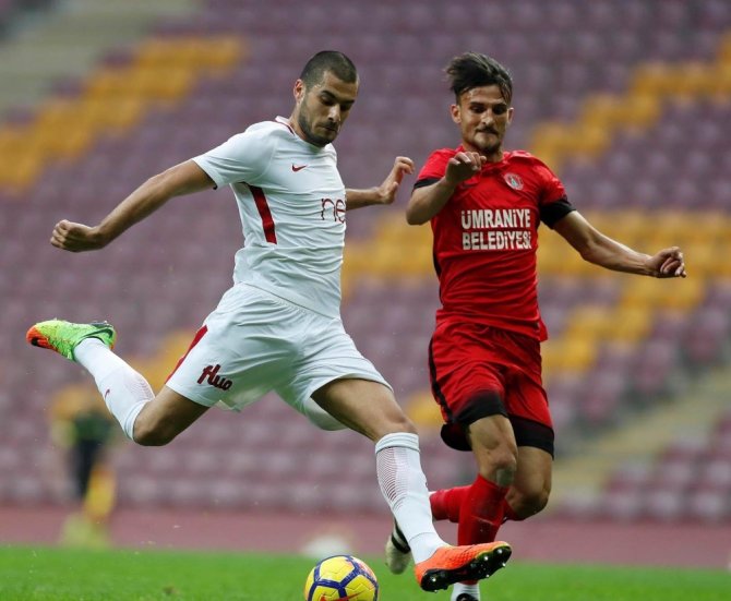 Galatasaray Ümraniyespor’u 3-2 Mağlup Etti