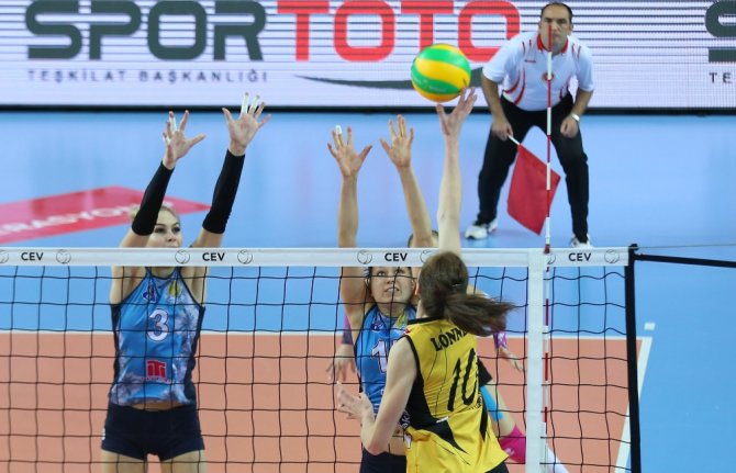 Vakıfbank Şampiyonlar Ligi’nde Set Vermedi