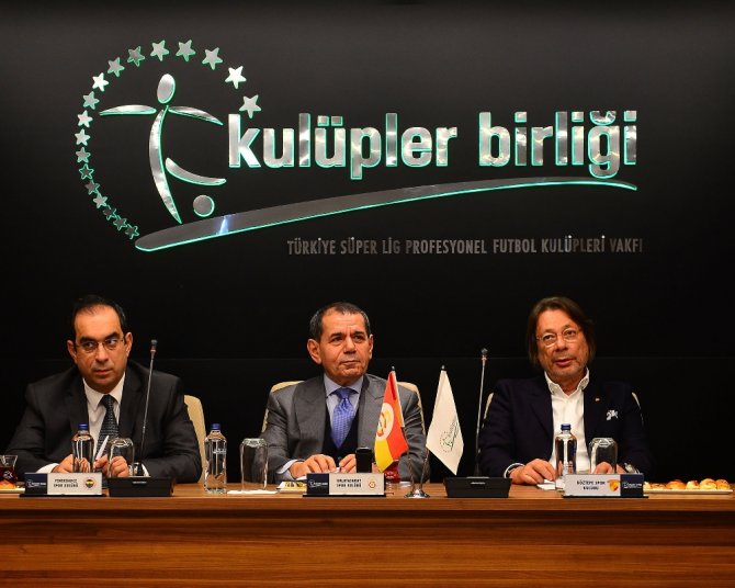 Dursun Özbek’tan Yabancı Sınırı Açıklaması