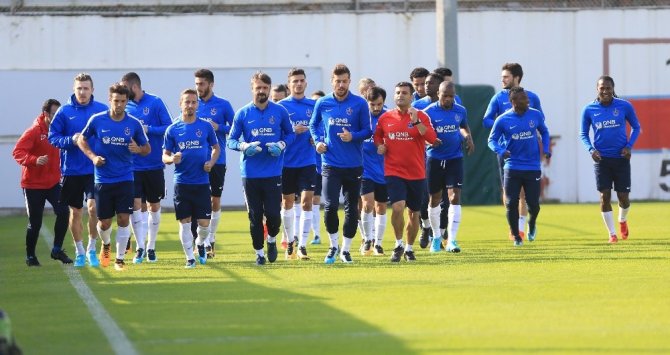 Trabzonspor’da Onazi Ve Burak Yılmaz Sevinci
