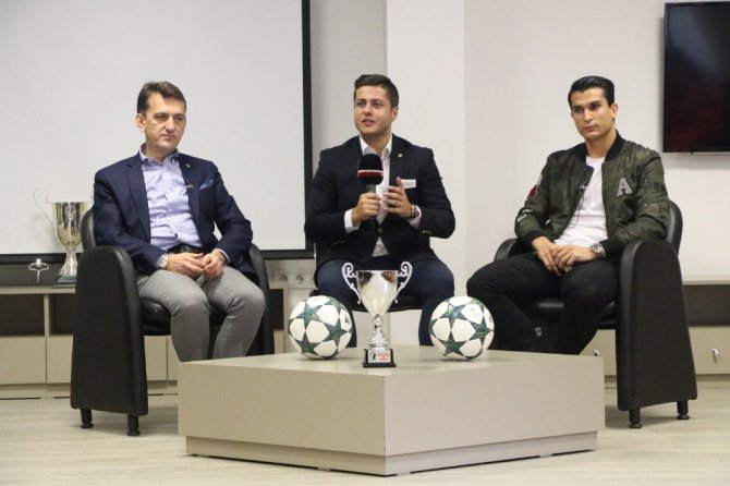 Necip Uysal, Genç Kartallar’la Bir Araya Geldi