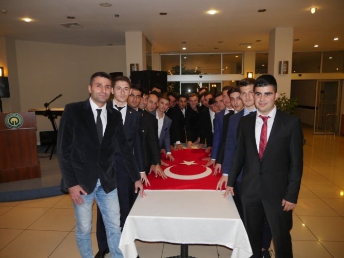 Trabzon’da İl Hakemliğine Terfi Eden 30 Hakeme Kokartları Verildi
