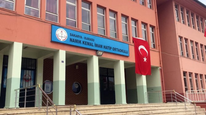 Ölümünde Yasak Aşk İddiası