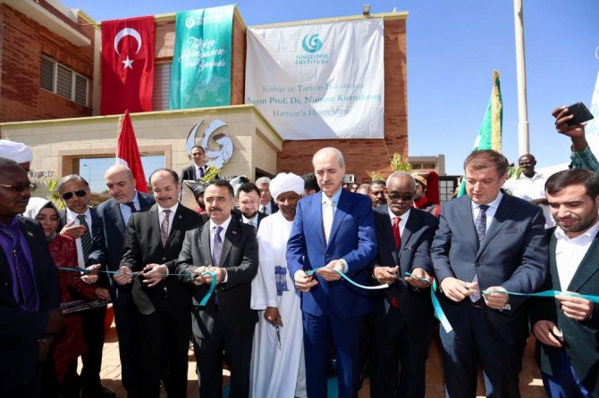 Kurtulmuş Sudan’da Türk Kültür Merkezi’nin Açılışını Yaptı