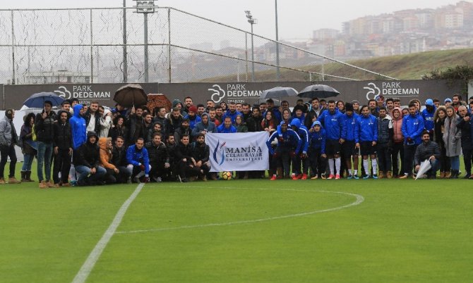 Trabzonspor, Yağmur Altında Çalıştı