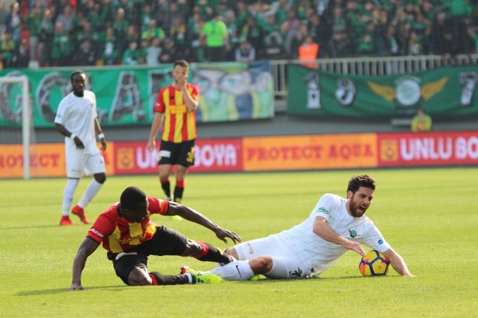 Göztepe Evinde Kazandı
