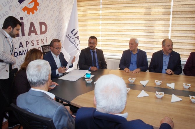 “Biz Amerika’nın 52’nci Eyaleti Değiliz”