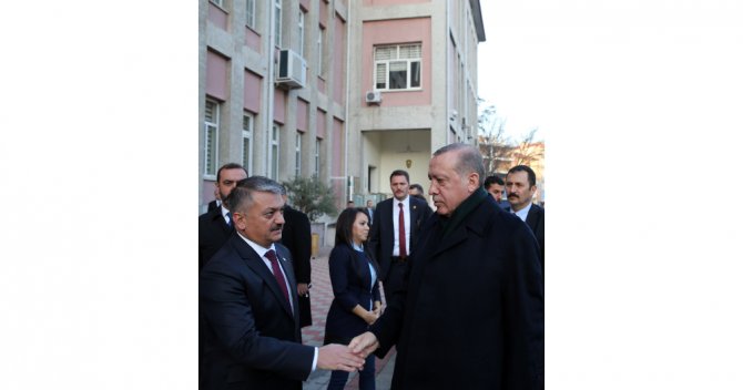 Cumhurbaşkanı Erdoğan, Balıkesir Valiliğini Ziyaret Etti