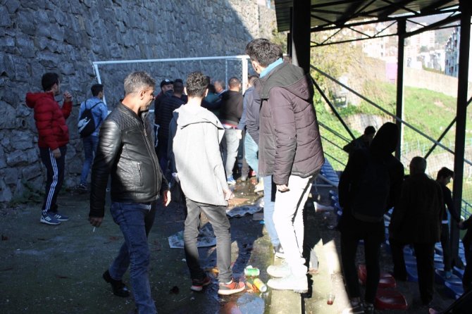 Taraftara Kızdı, Forması İle Tribüne Çıktı