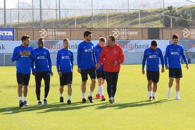 Trabzonspor, Kupa Mesaisine Ara Vermeden Başladı
