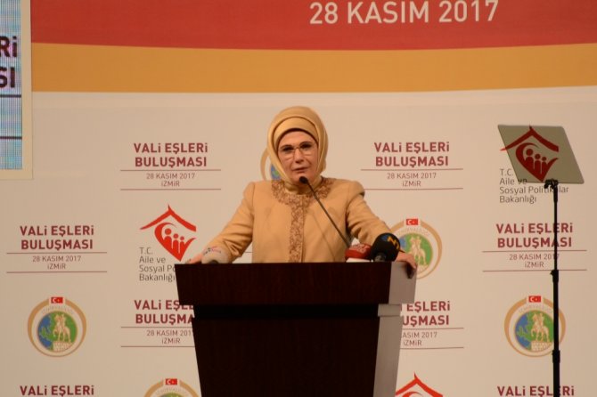 Emine Erdoğan Vali Eşleri İle Buluştu