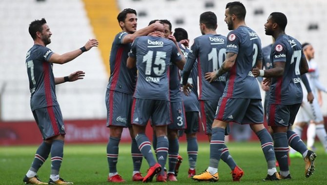 Negredo Manisaspor’a Patladı