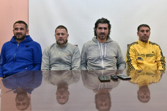 Tff 2.lig: Gümüşhanespor’un Yeni Teknik Patronu Ahmet Yıldırım Basınla Buluştu