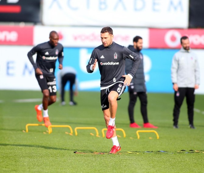 Beşiktaş’ta Derbi Hazırlıkları Başladı