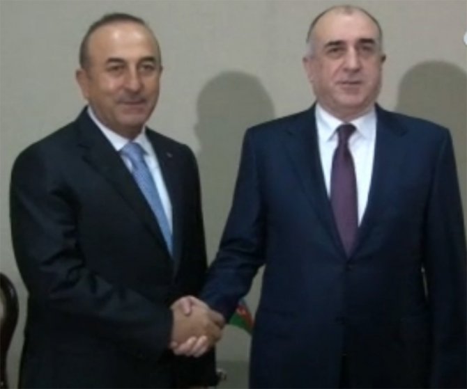 Çavuşoğlu Azerbaycanlı Ve Pakistanlı Mevkiidaşıyla Görüştü