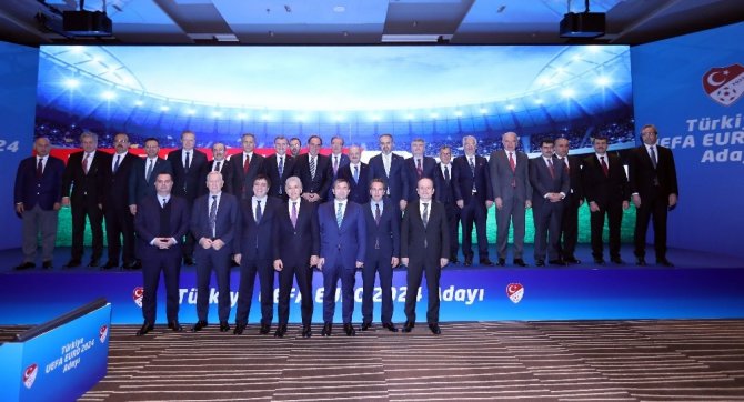 Başkan Gümrükçüoğlu: “Trabzon, Euro 2024 Avrupa Futbol Şampiyonası’nın Öne Çıkan Şehri Olur”