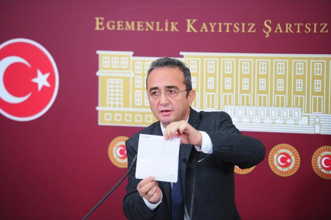 Tezcan Kılıçdaroğlu’nun Açıkladığı Belgeleri Dağıttı