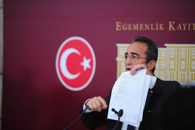Tezcan Kılıçdaroğlu’nun Açıkladığı Belgeleri Dağıttı