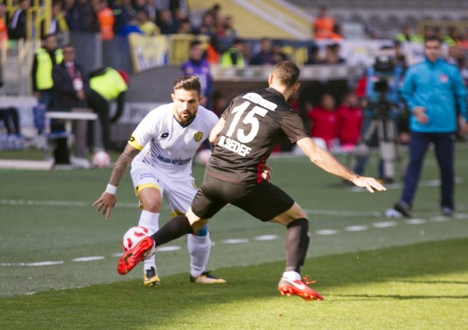 Ankaragücü Liderlik Koltuğuna Oturdu